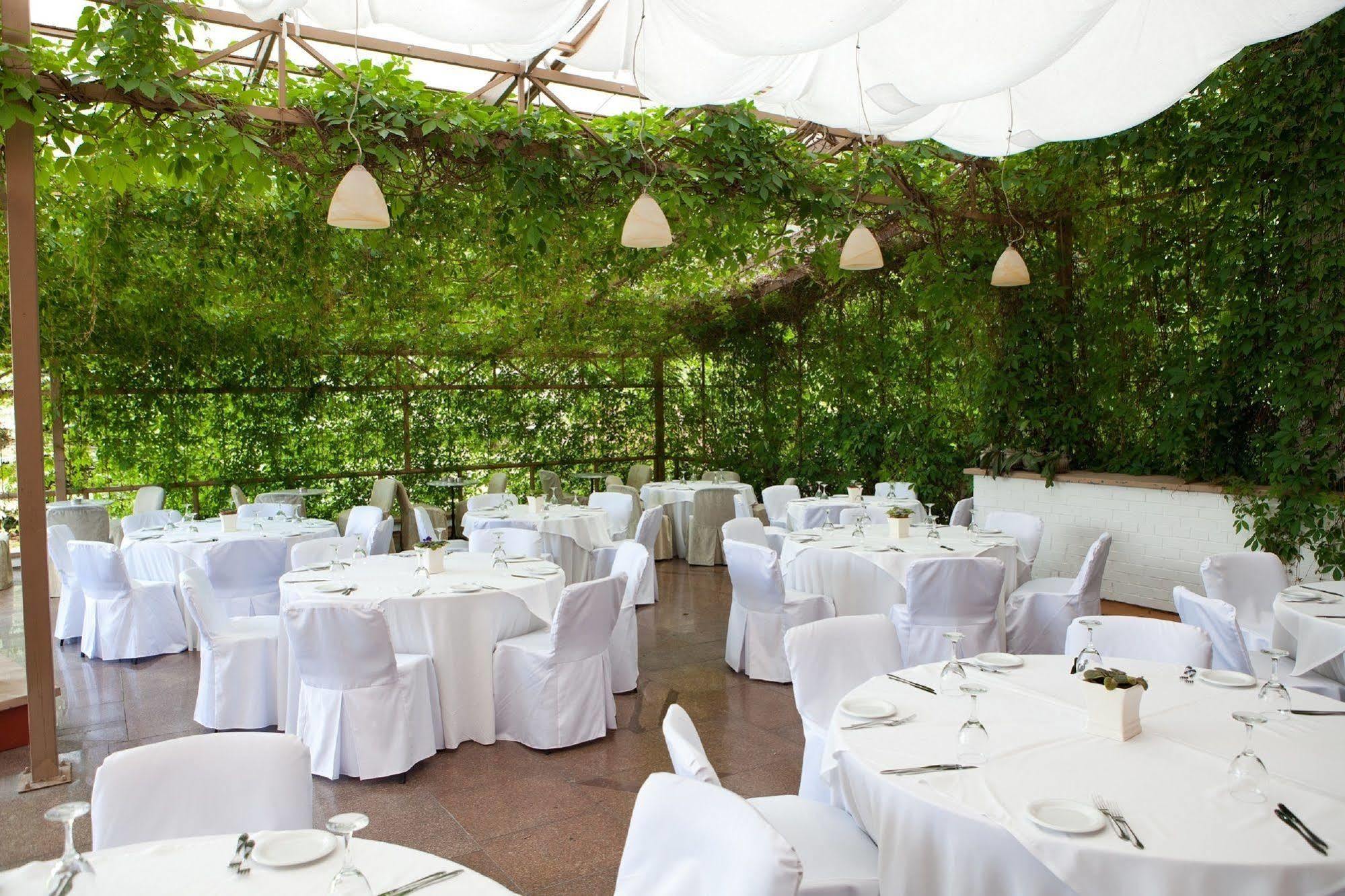 Karolina Park Hotel